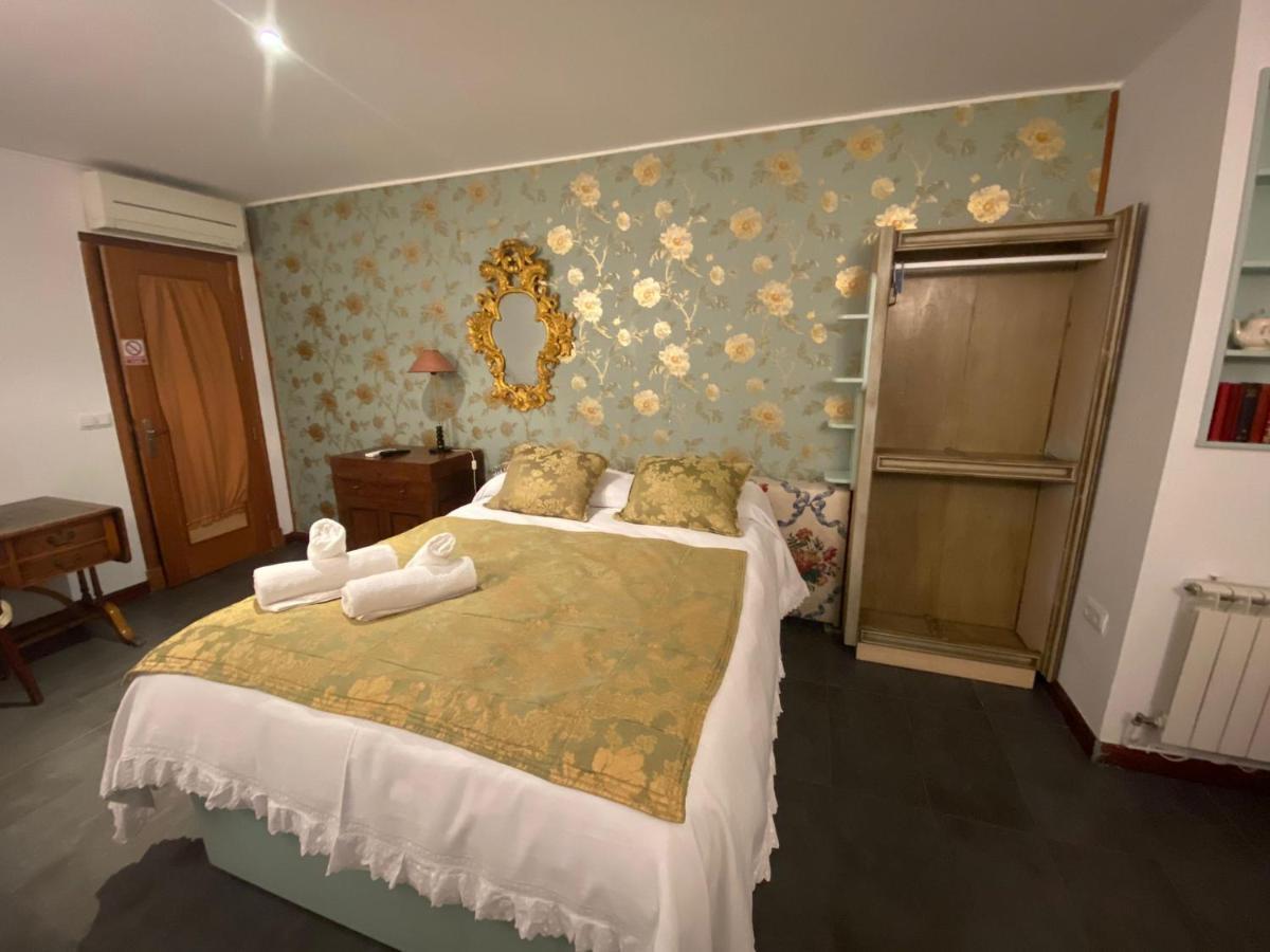 Ch Hostal Victoria クエンカ エクステリア 写真