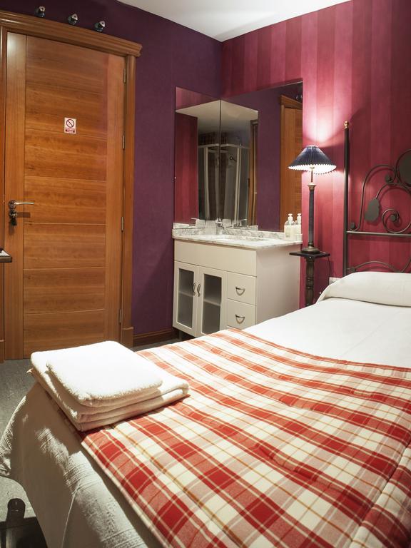 Ch Hostal Victoria クエンカ エクステリア 写真