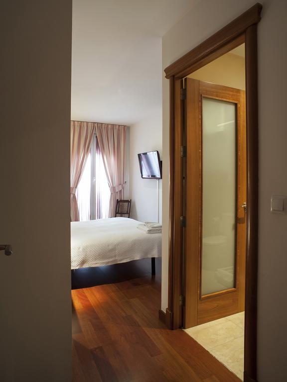 Ch Hostal Victoria クエンカ エクステリア 写真