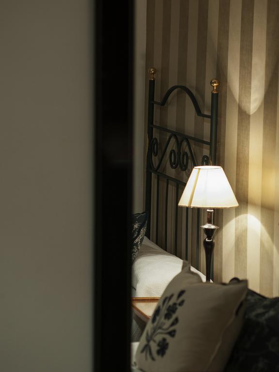 Ch Hostal Victoria クエンカ エクステリア 写真