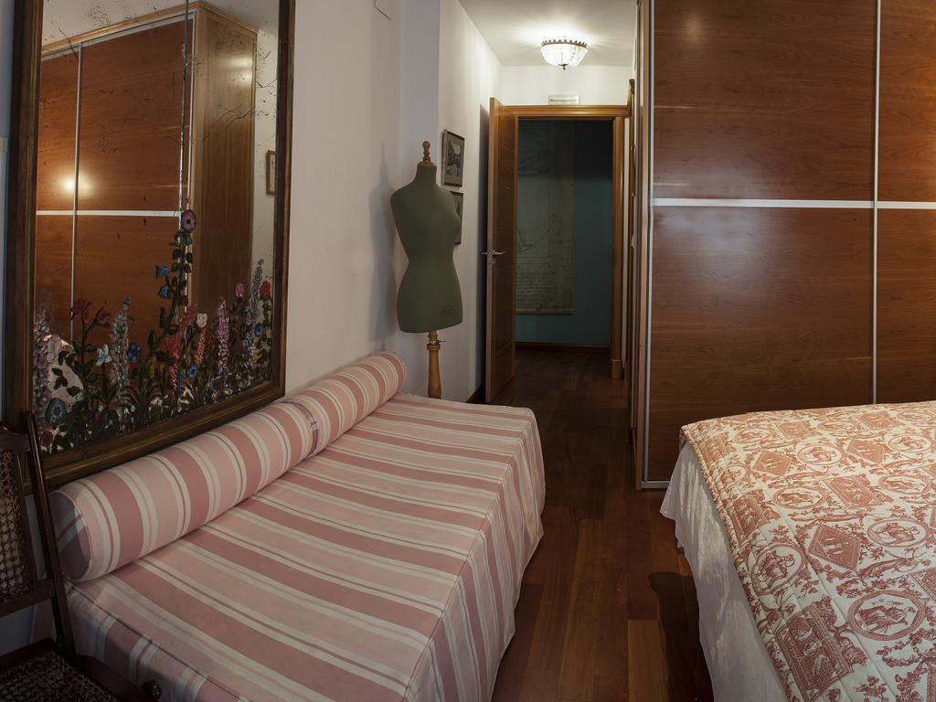 Ch Hostal Victoria クエンカ エクステリア 写真
