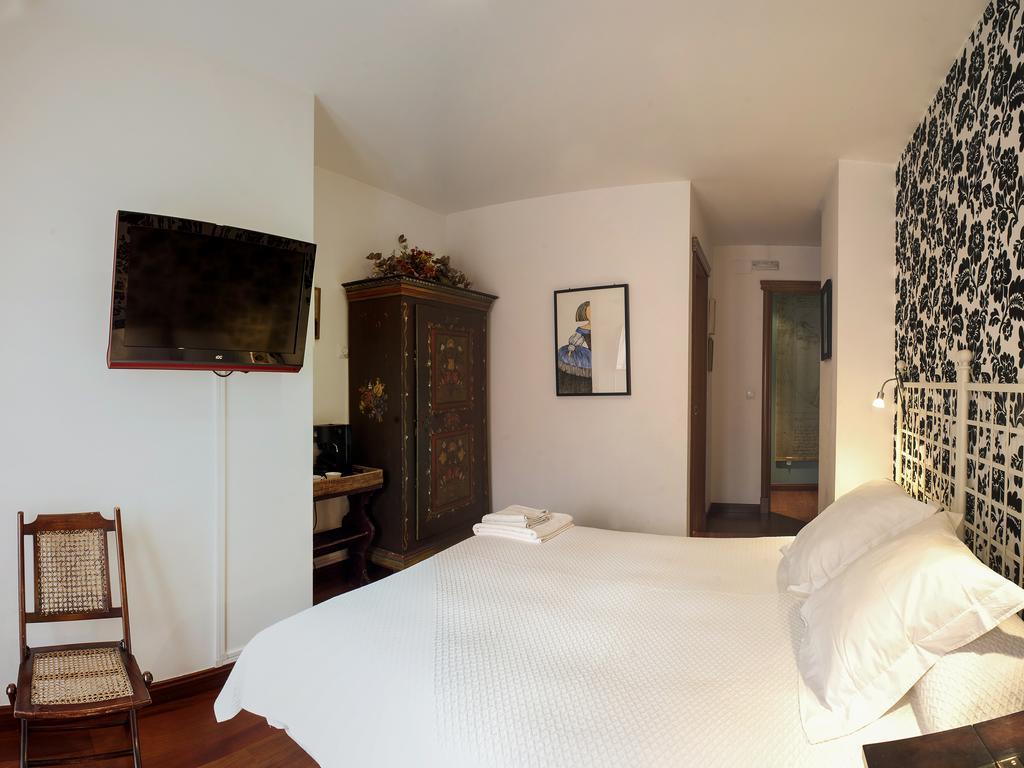 Ch Hostal Victoria クエンカ エクステリア 写真