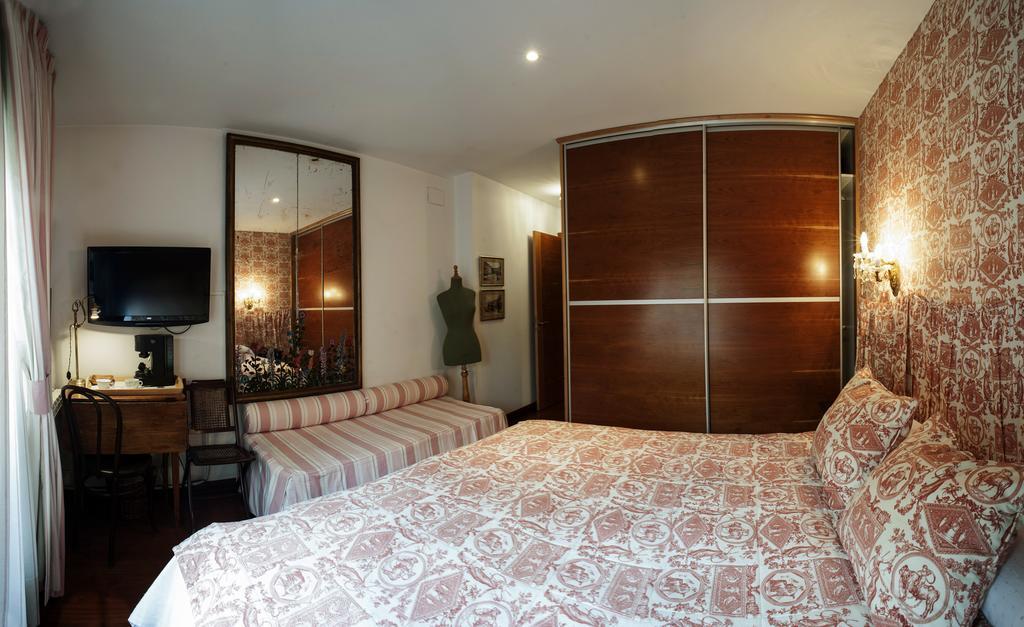 Ch Hostal Victoria クエンカ エクステリア 写真
