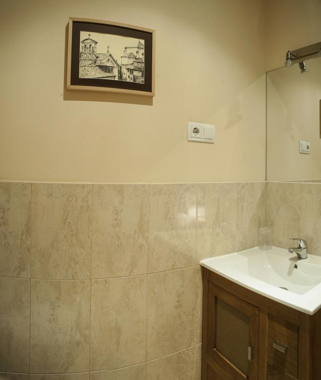 Ch Hostal Victoria クエンカ エクステリア 写真